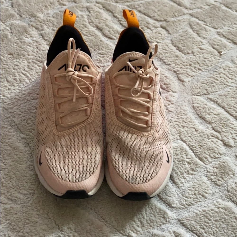 NIKE AIRMAX